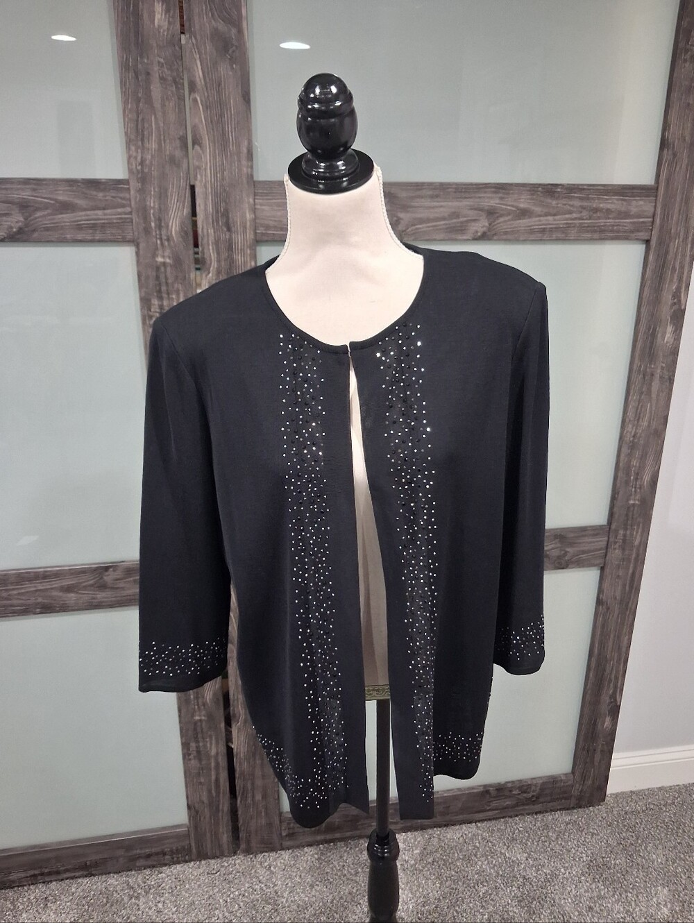 Exclusively Misook 2 Piece Sweater Set W Silver Rhinestone Stud Detail Size L